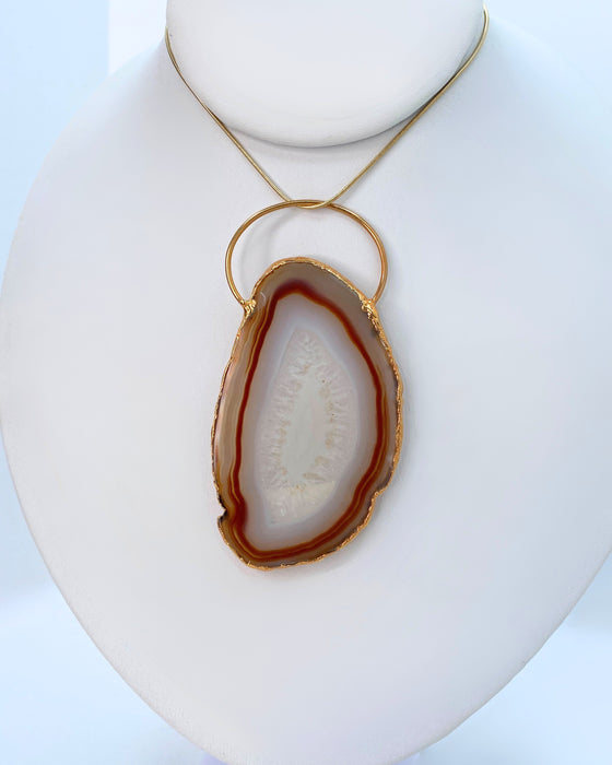 White & Red Agate Gold Pendant